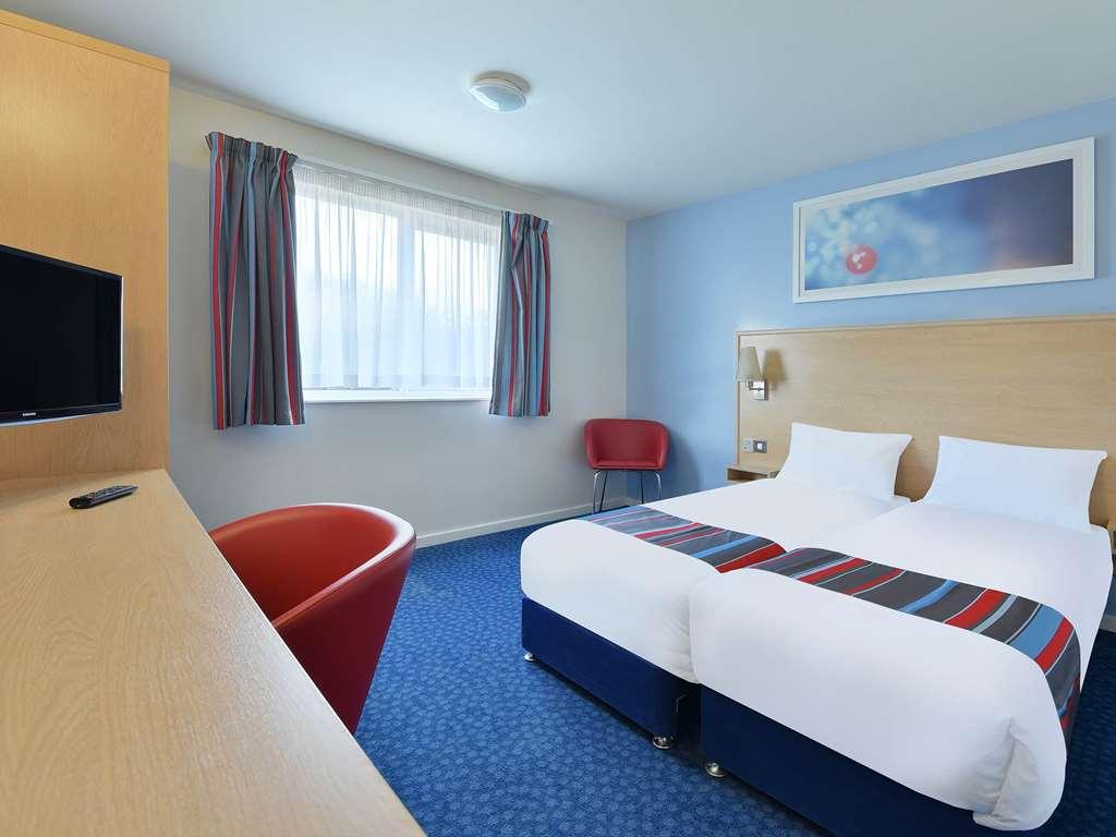 Travelodge Liverpool Docks Ruang foto